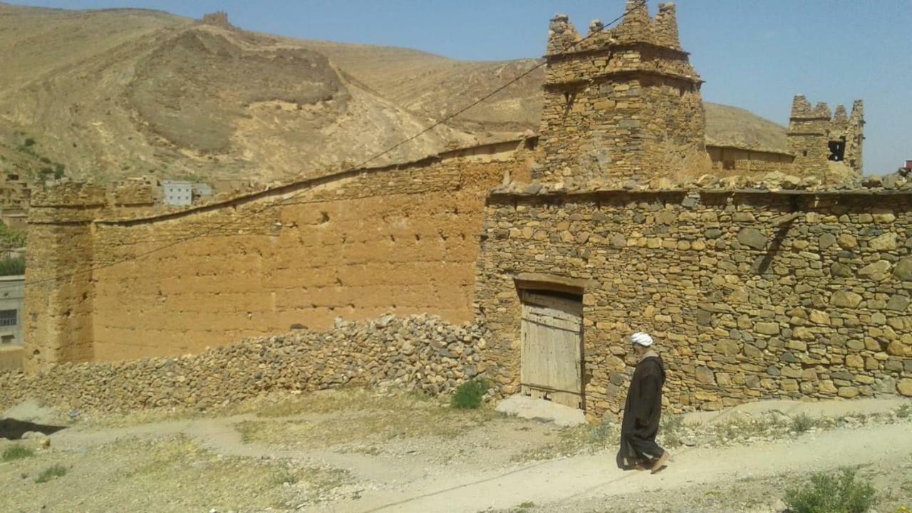 דירות Id Aissa Amtoudi Aventure מראה חיצוני תמונה